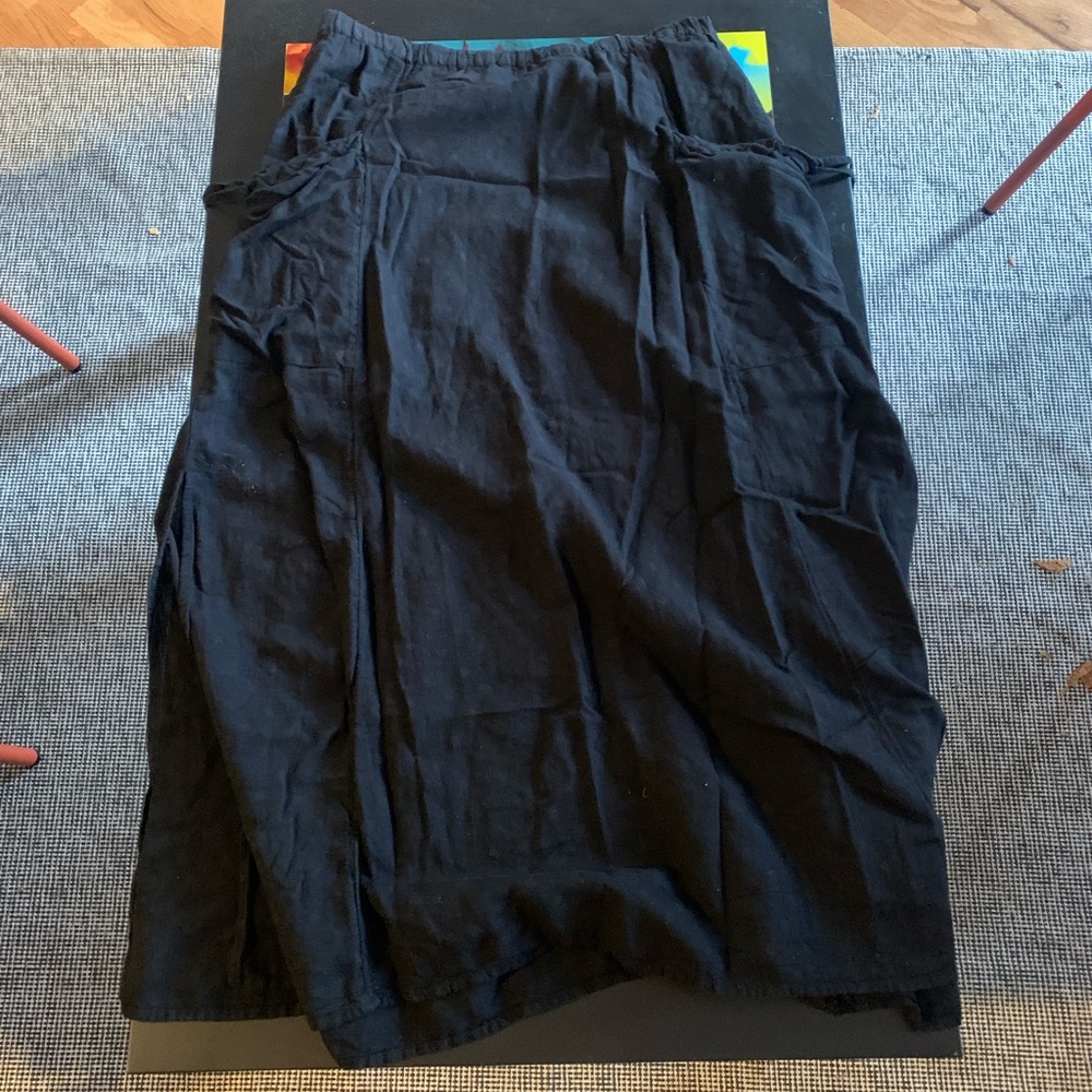 UO Staring at Stars polka dot maxi skirt. Size XS.